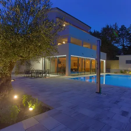 Villa Phoenix *