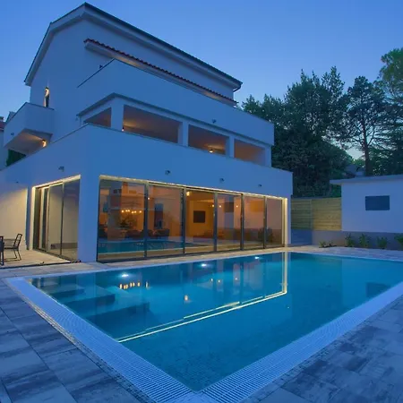 Villa Phoenix *