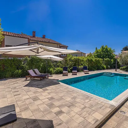 Villa Phoenix *