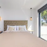 Vila Phoenix Krk Town